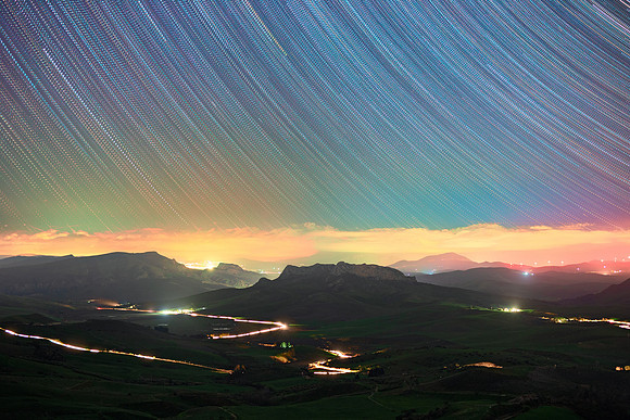 Can You Find The Comet Trail