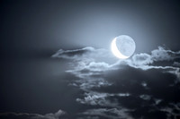 Earthshine Moon and Lunar Rays 3