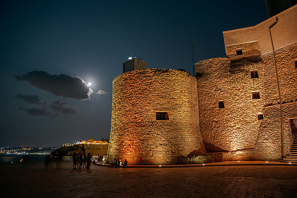 Moonlight Castle - Castellammare del Gofo