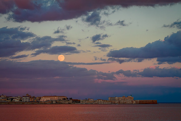 Super Moon and Surreal Colors Above Ortygia's Sea 2