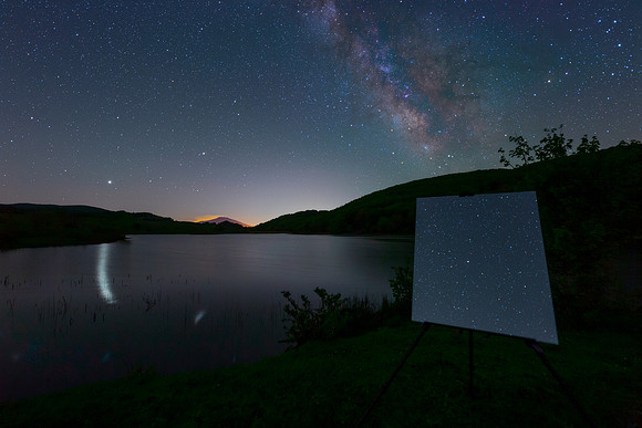 Jupiter Glitter Path Over Biviere di Cesarò Lake and North Sky Reflection - Sicily