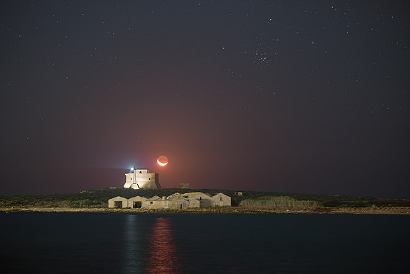 M44 and Earthshine Moon Alignment Above Capo Passero Island