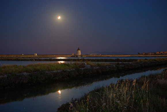 Double Lunar Eclipse Above The Salt Ponds Of Trapani Sicily 2