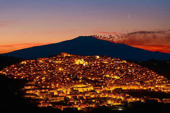 Visions from Sicily Gangi, Etna, Venus and the Sickle Moon