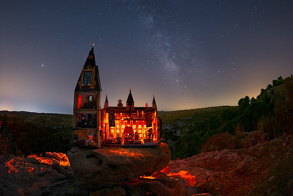 The Magic of Hogwarts Under the Starry Sky 2