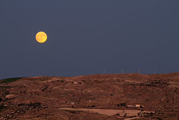 Ciaula Discovers the Moon - A Journey in the Footsteps of Pirandello 5